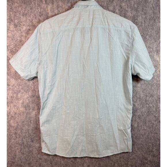 Kuhl Mens Karib Short Sleeve Outdoor Hiking Mens Casual Button Up - Medium 7460 - Picture 2 of 8